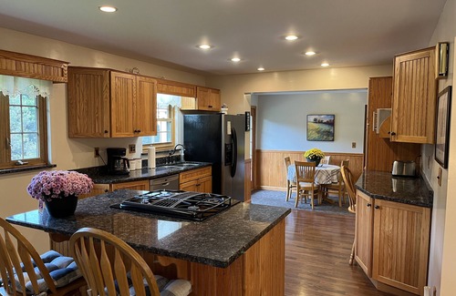 Bakerstown Casa | Cheerful 2 bedroom home