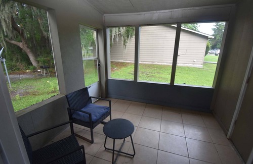 St. Marys Casa | Cheerful 2-bedroom 2 bath