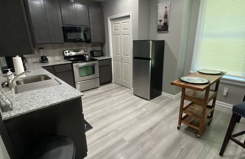 Jeff-Vander-Lou Casa | Cheerful 2BR Close to SLU University w/RV Parking