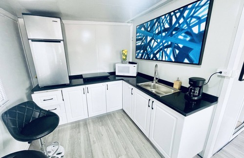 Garfield Casa | Cheerful 2BR Tiny-Home in Historic Garfield