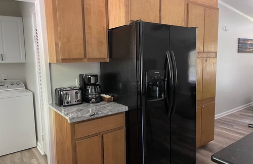 Denver Casa | Cheerful 3 Bdrm Mfd Home w/ Relaxing Atmosphere