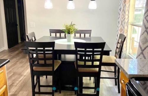 Denver Casa | Cheerful 3 Bdrm Mfd Home w/ Relaxing Atmosphere