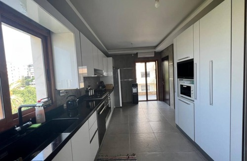 Naqqache Apartamento | Cheerful 3 bedroom flat with jaccuzi & open view