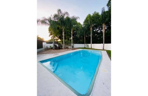 Brandon Casa | Cheerful 3-bedroom home with pool and office