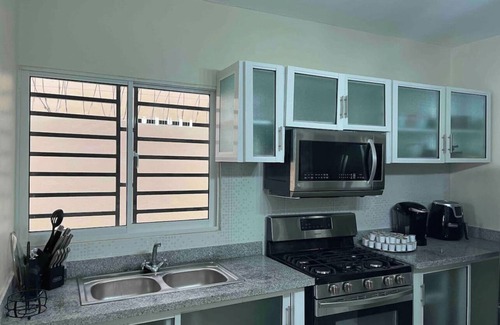 Higuey Casa | Cheerful 3-bedroom house with pool