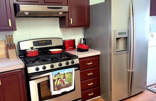 Laurel Casa | Cheerful 3 bedrooms,2 bathrooms Mobile Vacation home in the heart of laurel,MD