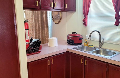 Laurel Casa | Cheerful 3 bedrooms,2 bathrooms Mobile Vacation home in the heart of laurel,MD