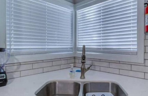 Riverside Casa | Cheerful 3-bedrooms centrally located in Riverside