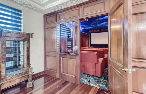 Eastern Shores Villa | Cheerful 4-bedroom villa with pool!