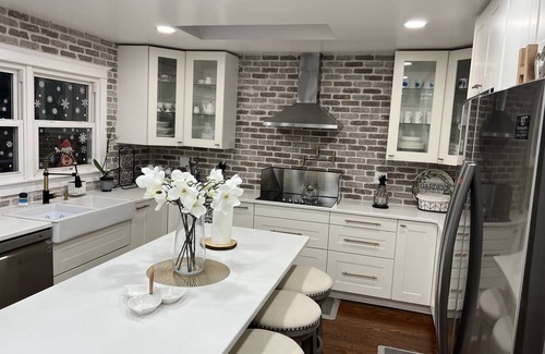 Lake Mohawk Casa | Cheerful 4-Bedroom Lake Home with fire place