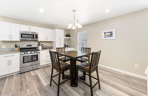 Southeast Pensacola Casa | Cheerful 4-bedroom home in East Hill Neighborhood