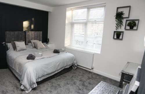 Sheffield Apartamento | Cheerful 4-bedroom home in Sheffield