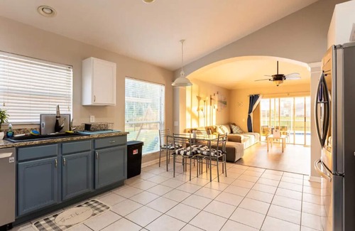 Riverview Casa | Cheerful 4 Bedroom Paradise with Pool and Hot Tub