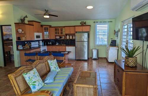 Florida Casa | Cheerful Home with Gorgeous Ocean Views and Pool