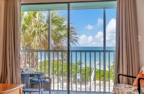 Bradenton Beach Casa | Cheerful Pelican on Anna Maria Island