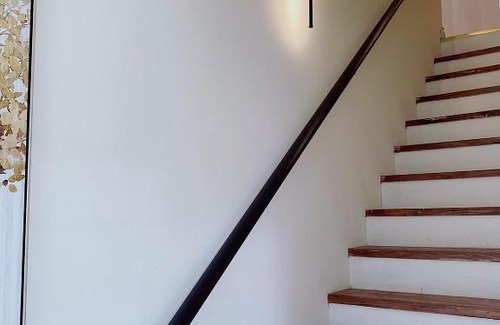 Minden Hills Complejo | Cheerful rainforest cottage with free parking