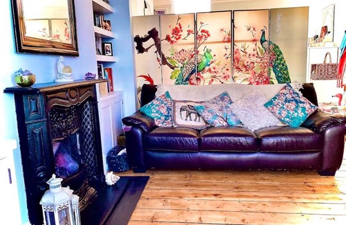 Southend-on-Sea Apartamento | Cheerful Town House with Infared Sauna by the sea