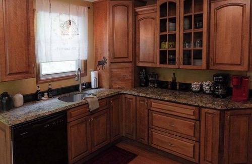Rockbridge Cabina | Cheerful Two Bdrm Cabin | Hot Tub | Pet Friendly