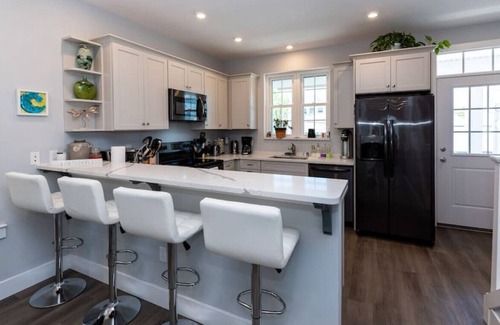 Ventnor City Casa | Cheerful Ventnor House Walk to the Beach