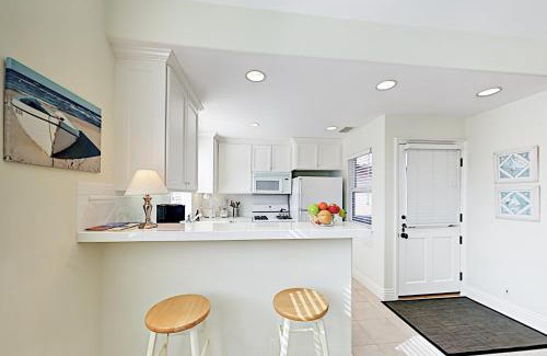 Balboa Island Apartamento | Cheery Retreat
