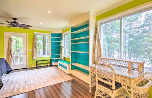 South Carolina Lakes & Blackwater Rivers Cabaña | Cheery Swansea Home on Calmont Pond w/ Dock!