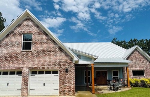 Water Valley Casa | Chef designed kitchen, 3 living spaces, surrounded by woods for privacy!