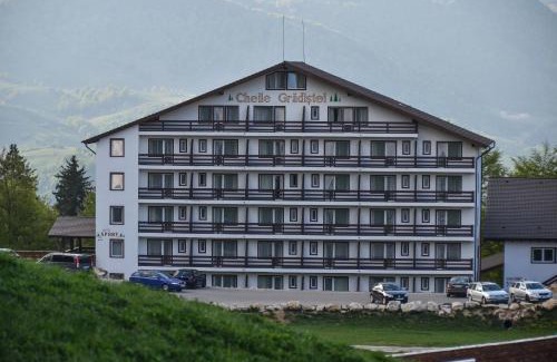 Moieciu de Jos Complejo | Cheile Gradistei Fundata Resort