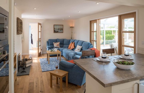 Rhosneigr Casa | Chelford - Una hermosa casa de vacaciones de planta abierta en Rhosneigr