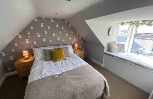 Cullen Casa | Chemist's House