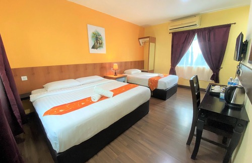 Lubok Buaya Hotel | Chenang Inn