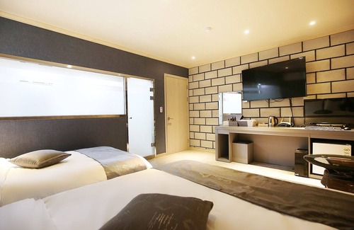 Cheonan Hotel | Cheonan Leeun Motel