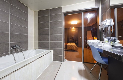 Cheonan Hotel | Cheonan Nyxfox