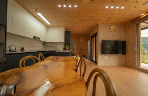 Cheonan Casa | Cheonan Stay Daejeong Lake