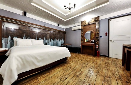 Cheongju Hotel | Cheongju Bungmunro Amore