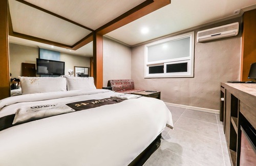 Cheongju Hotel | Cheongju Wa