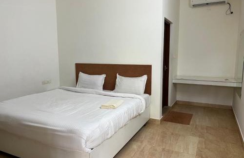 Kuzhuppilly Hotel | Cherai natural beach resort