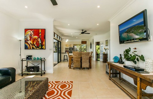 Suffolk Park Casa | Cheralee Coastal Hideaway Byron Bay