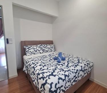 Taman Pertama Apartamento | Cheras MRT KLCC View Home by DefineSuite