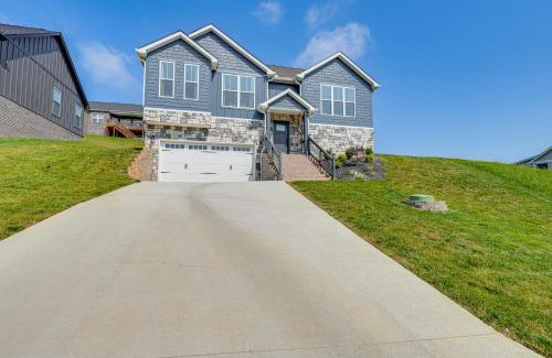 Morristown Casa | Cherokee Lake Retreat with Views in Morristown!