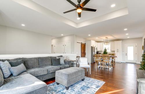 Morristown Casa | Cherokee Lake Retreat with Views in Morristown!