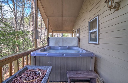 Sautee Nacoochee Cabaña | Cottage con Encanto en el bosque