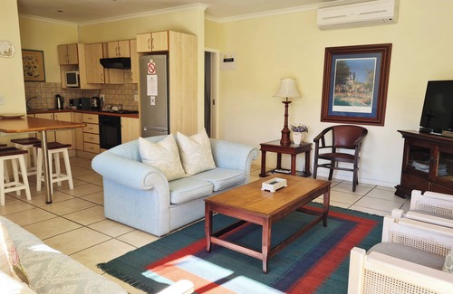 George Casa | Cherry Berry Guest House