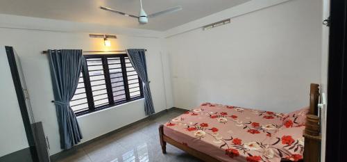 Anachal Casa | Cherry blossom homestays Munnar 3BHK