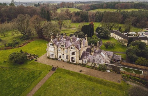 Fivemiletown Apartamento | Apartamento Cherry Courtyard en Blessingbourne Country Estate