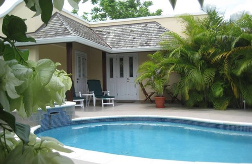Marine Gardens Cabaña | Cherry Garden Villa with private pool in the desirable Rockley Beach location