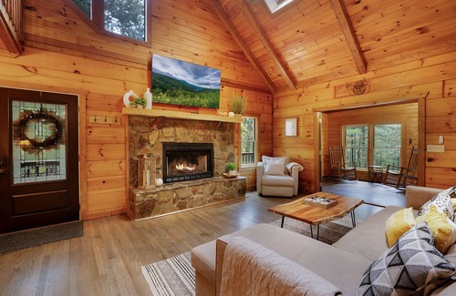 Cherry Log Cabina | Cherry Goose Lodge- Cherry Log GA