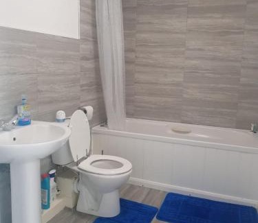 Warrington Apartamento | Cherry Tree, Centrally Located Warrington Town Centre