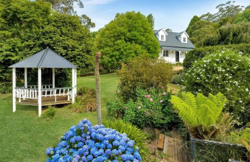 Burrawang Casa | Cherry Tree Cottage, Burrawang, Southern Highlands