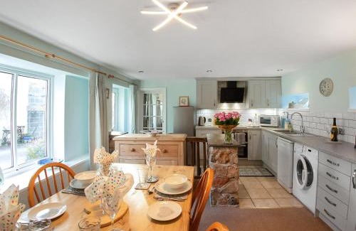 Cheddar Casa | Cherry Tree Cottage - Uk46659