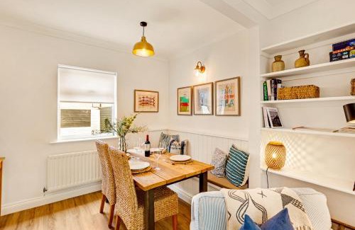 Amble Casa | Cherry Tree House - North East Escapes